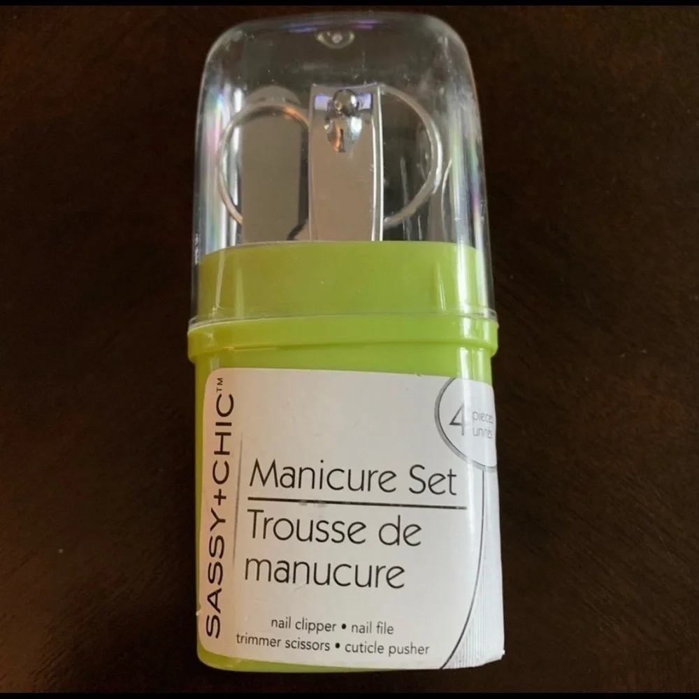 Travel Manicure Sets- 4 piece - 4 Colors Available